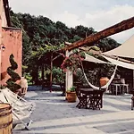 Gocce Di Luna Bed & Breakfast 3*