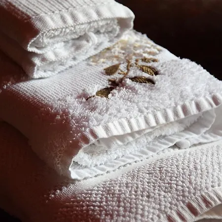 Gocce Di Luna לינה וארוחת בוקר 3*